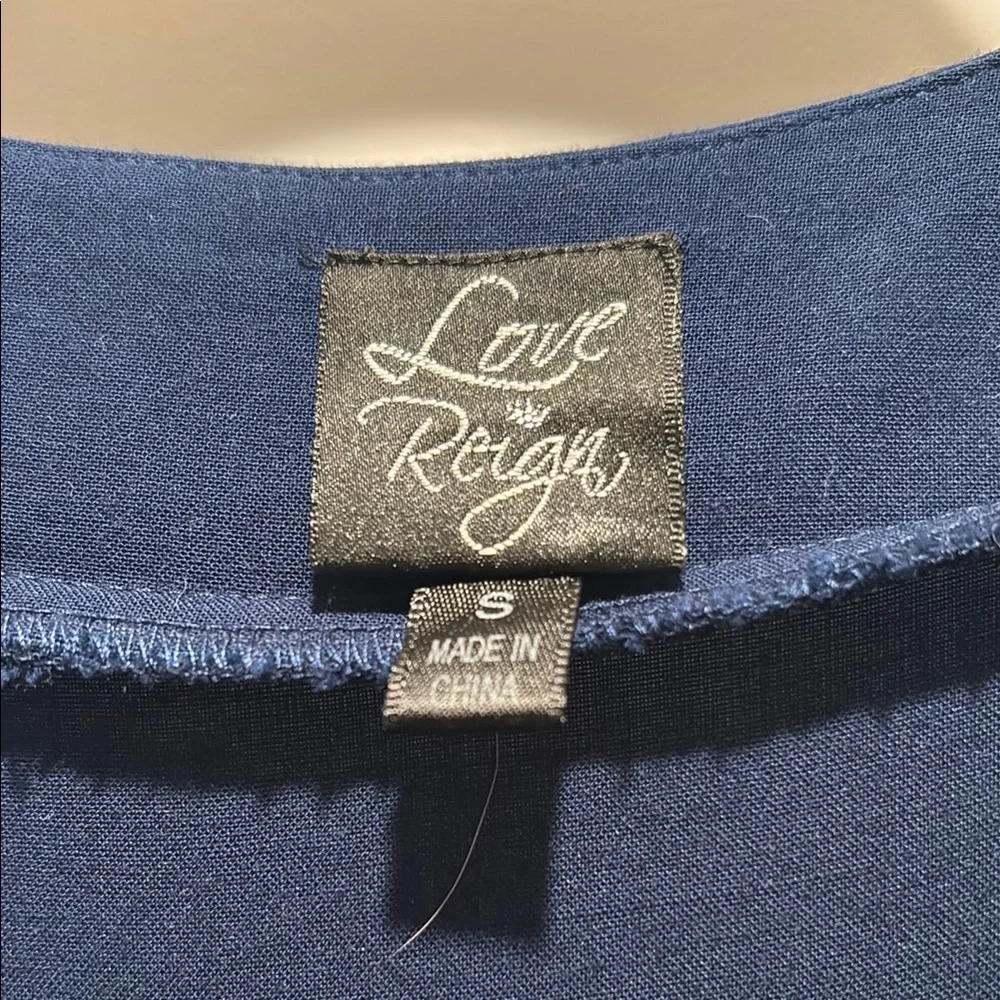 Love elegant navy